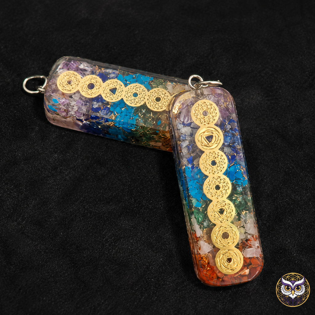 Pendentif 7 Chakras en Résine – Pierres Naturelles