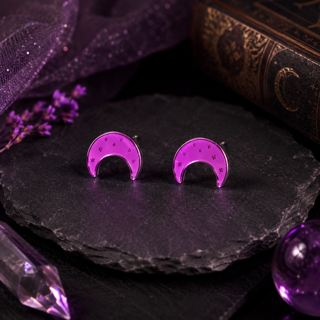 Boucles d’Oreilles Croissant de Lune Roses – Accessoire de Costume